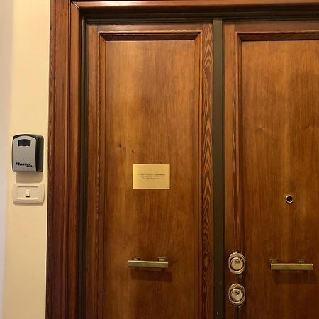 Caracciolo33 Apartman Róma Kültér fotó