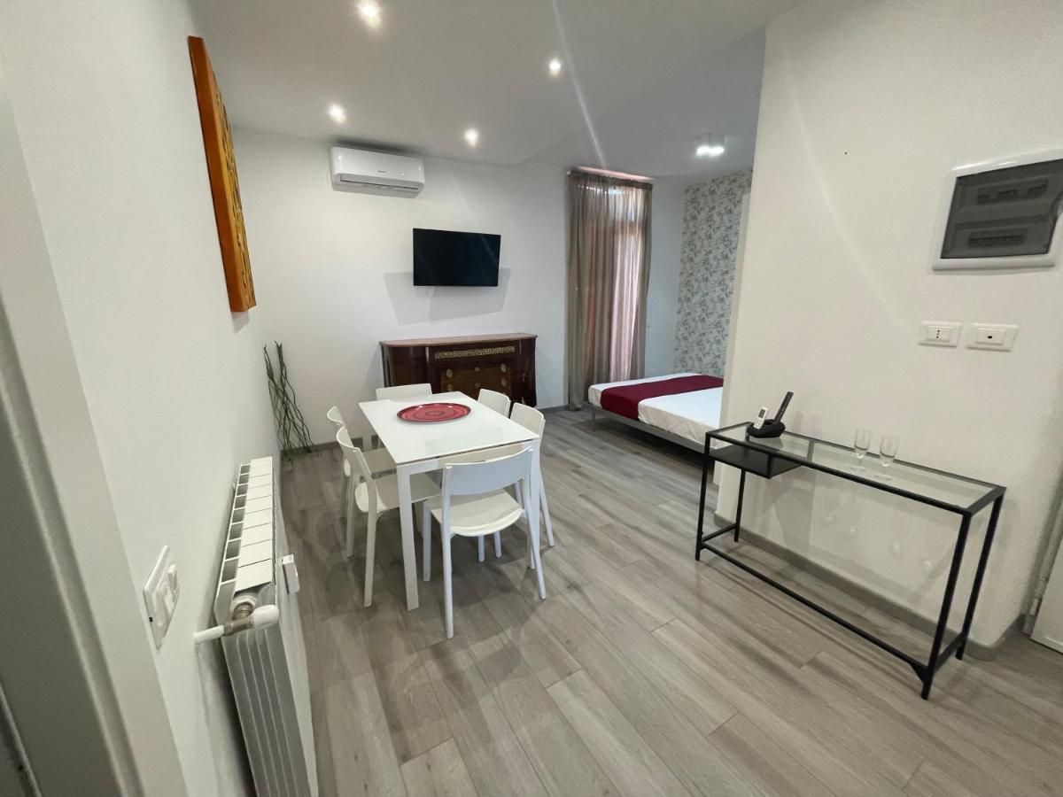 Caracciolo33 Apartman Róma Kültér fotó