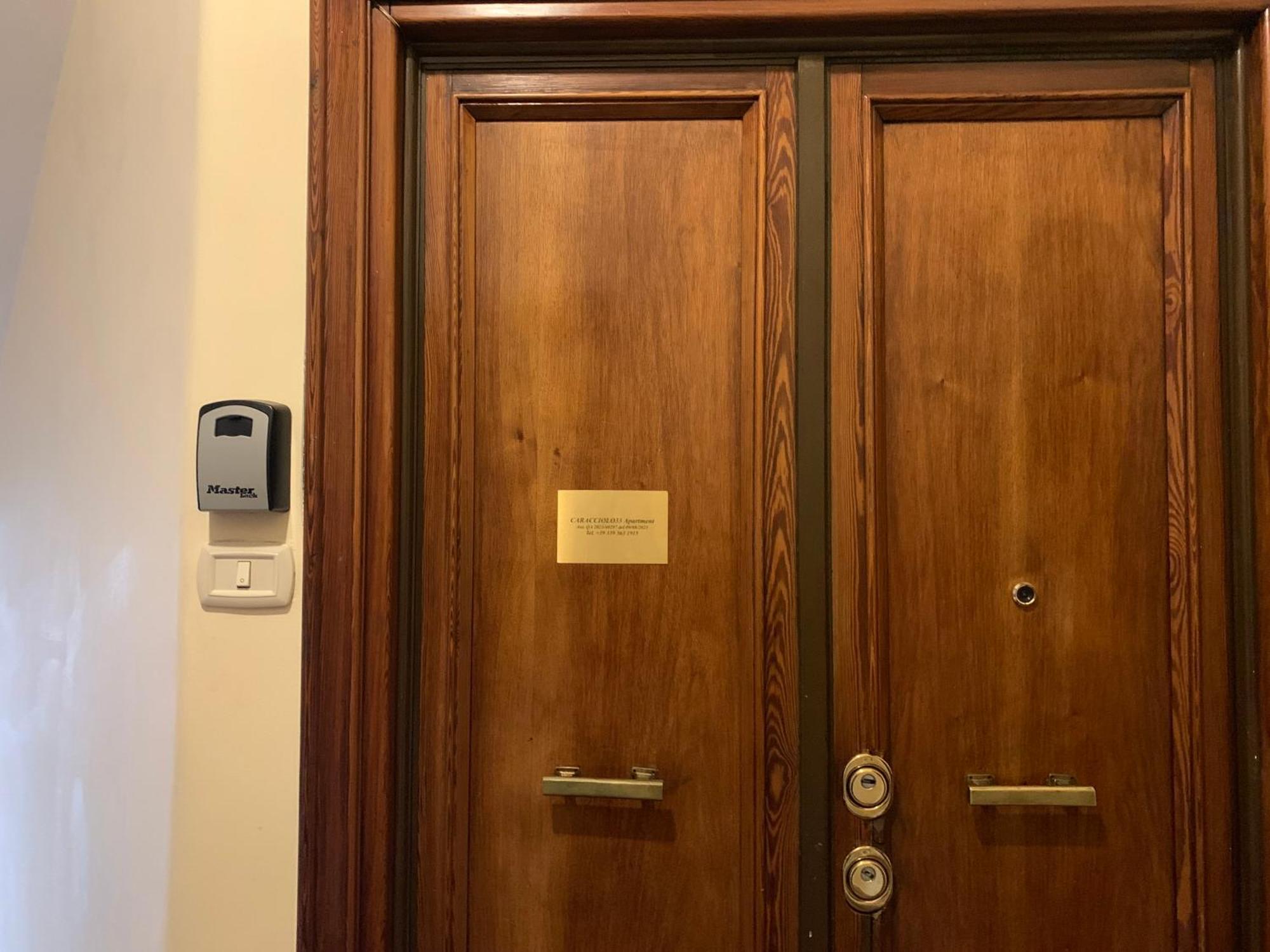 Caracciolo33 Apartman Róma Kültér fotó
